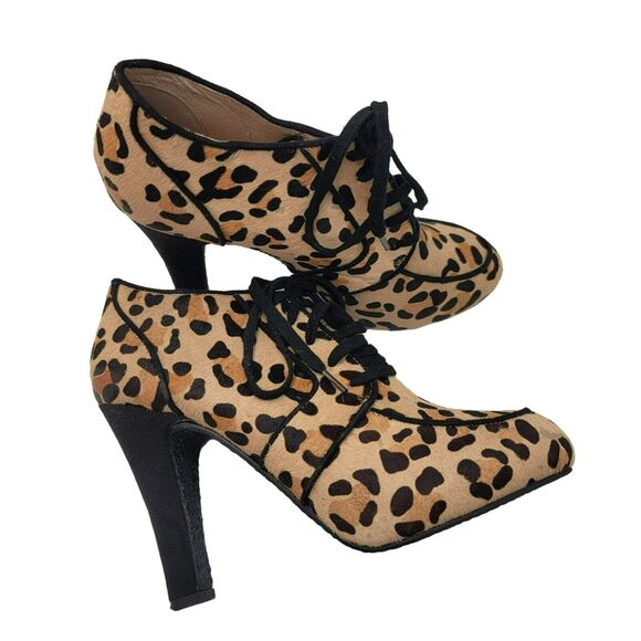 TopShop Booties Womens Size 7 Leopard New Calf Hair Boots Lace Up Animal Print - Picture 1 of 9